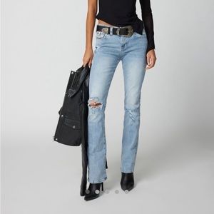 NWT True Religion Becca Mid-Rise Bootcut Jean